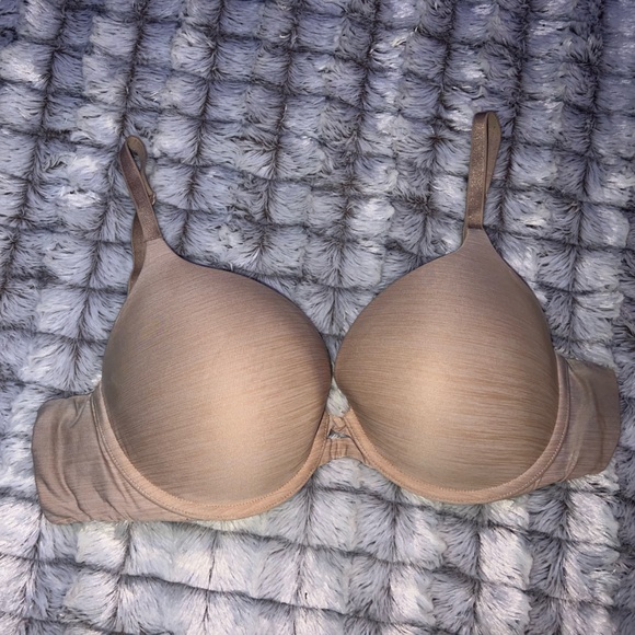 VICTORIA SECRET 34DD - Picture 2 of 2